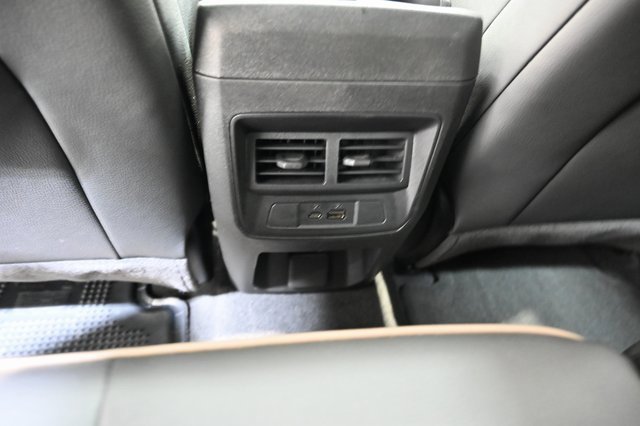 Used 2025 GMC Canyon Denali image 31