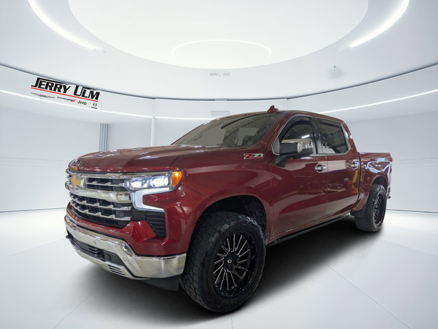Used 2023 Chevrolet Silverado 1500 LTZ w/ LTZ Convenience Package II AWD/4WD image 7