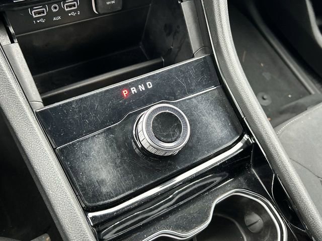 Used 2023 Jeep Grand Cherokee Laredo AWD/4WD image 23