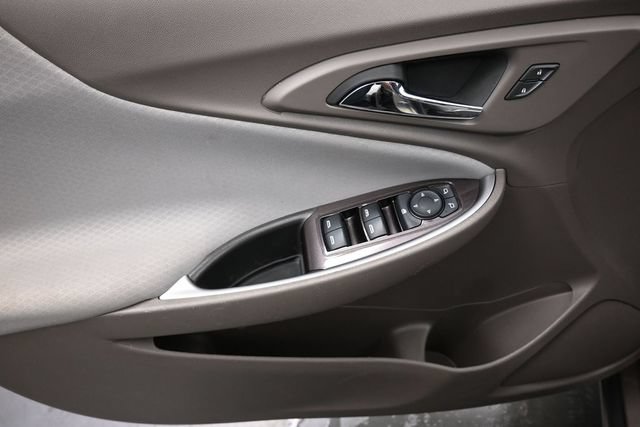 Used 2025 Chevrolet Malibu LT FWD image 13