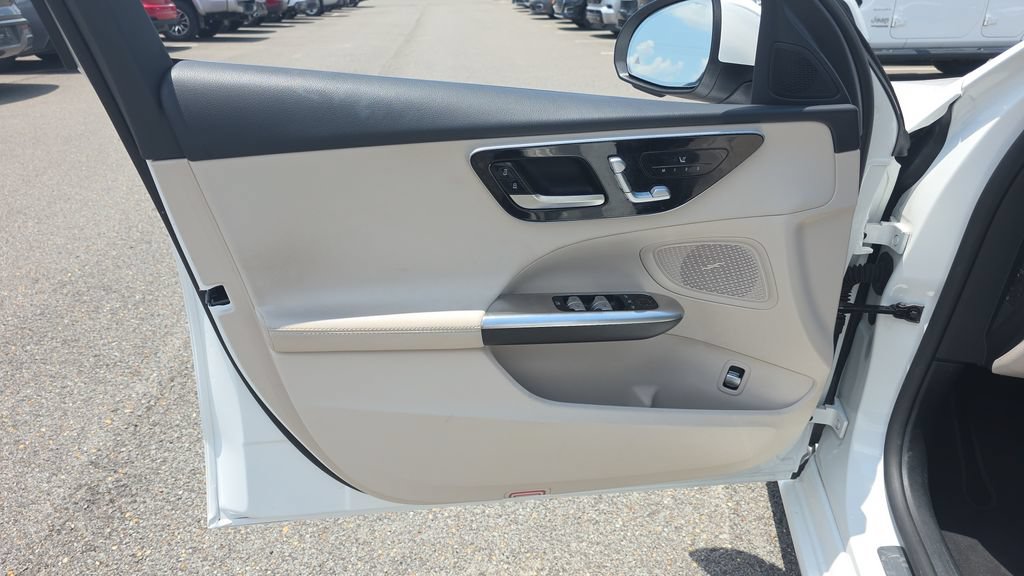 Certified 2025 Mercedes-Benz C 300 4MATIC Sedan image 11