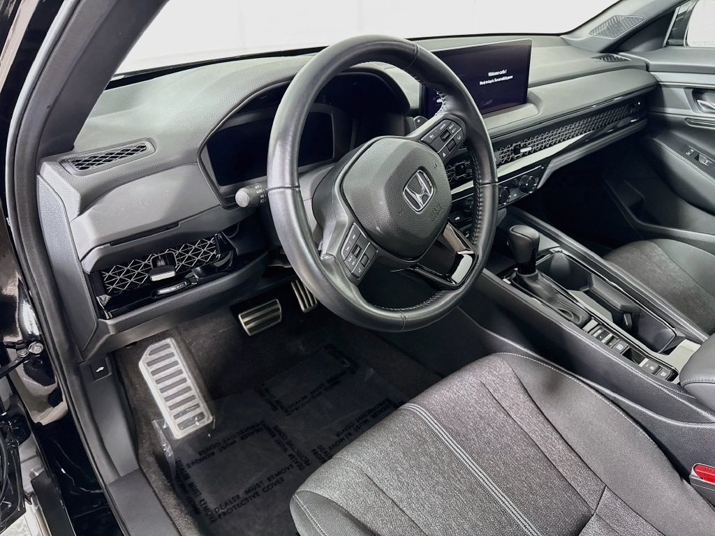 Used 2024 Honda Accord Sport image 10