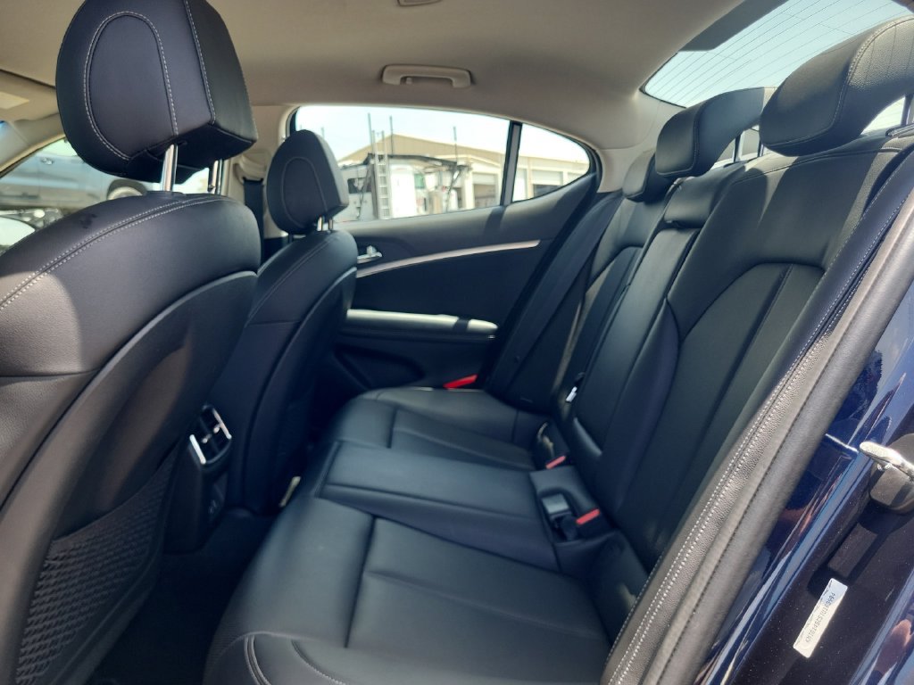 Used 2026 Genesis G70 2.5T RWD image 22
