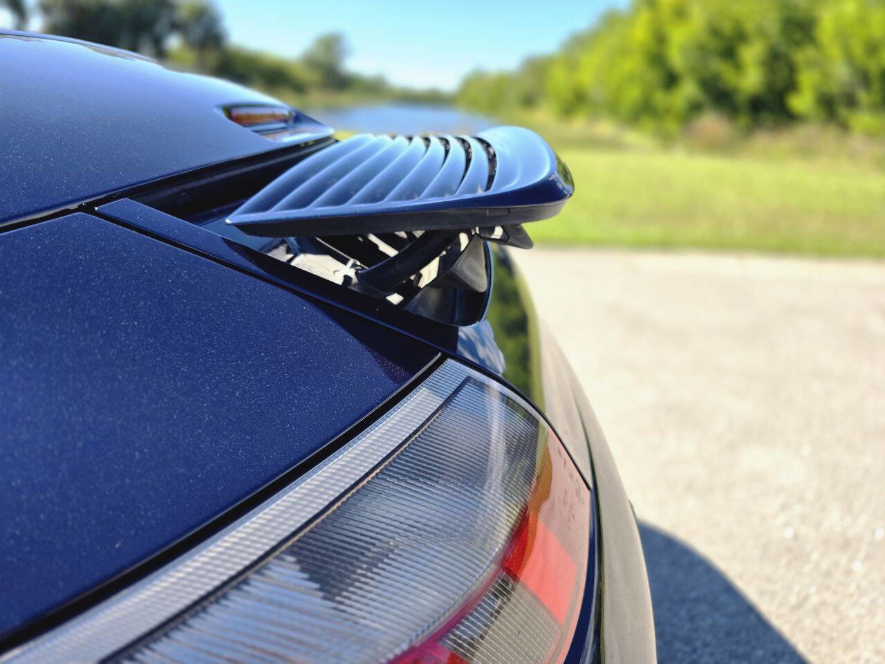 Used 2000 Porsche 911 Carrera image 11