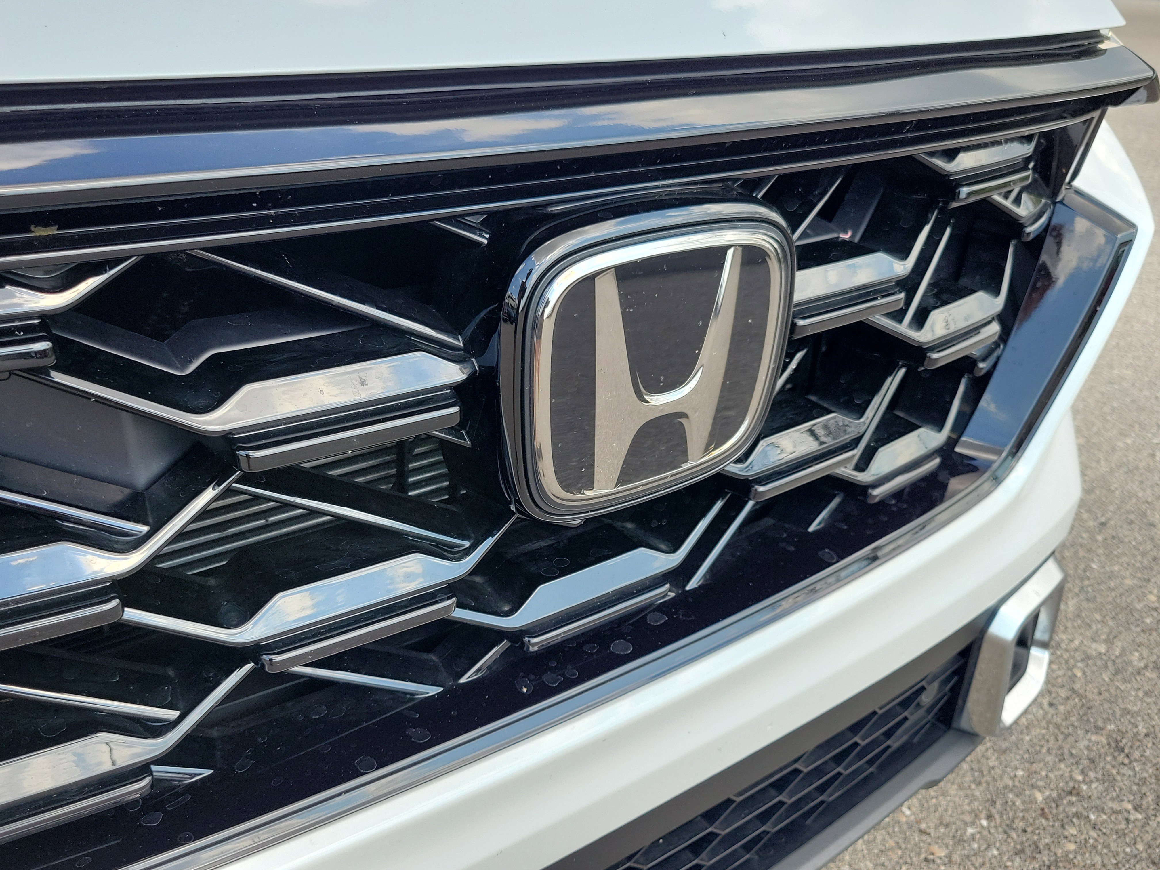 Certified 2024 Honda CR-V Sport Touring image 6