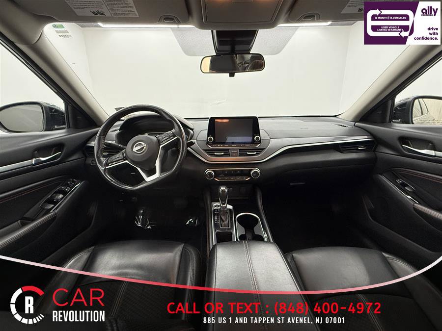 Used 2023 Nissan Altima 2.5 SR FWD image 8