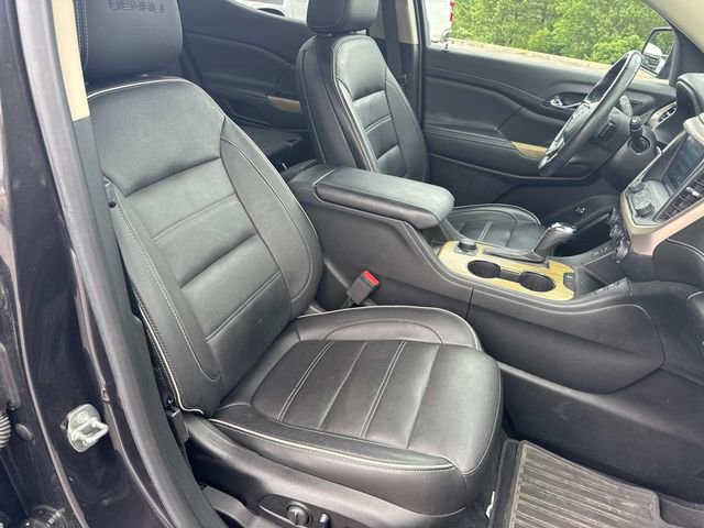 Used 2019 GMC Acadia Denali w/ Technology Package AWD/4WD image 14