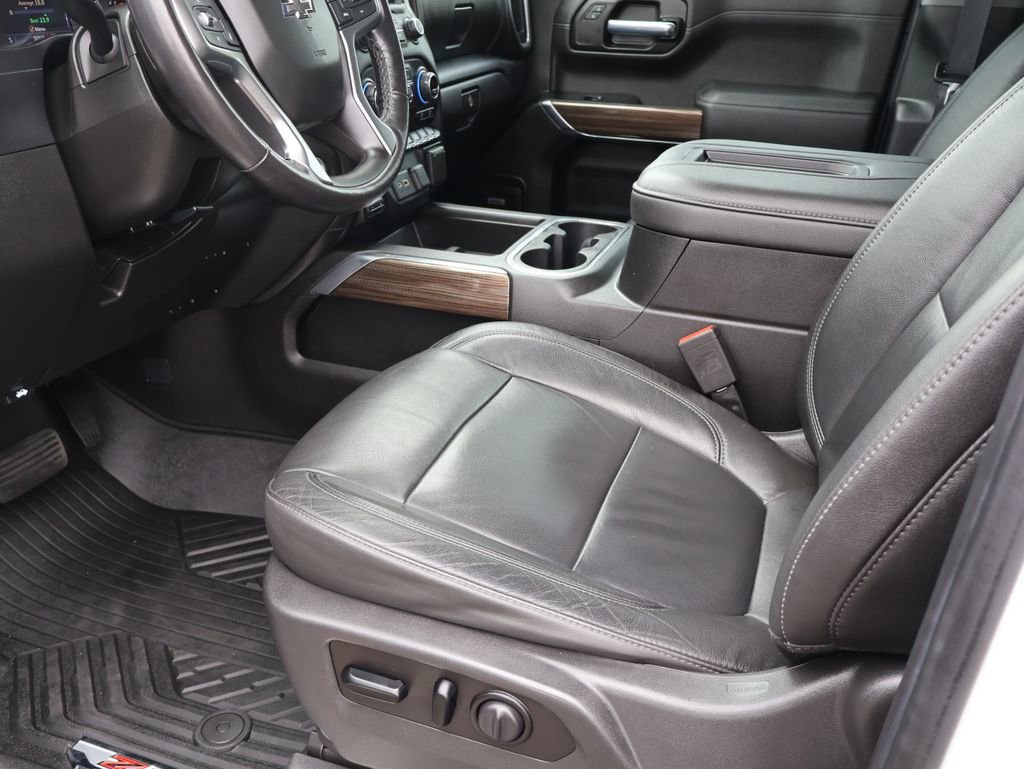 Used 2020 Chevrolet Silverado 1500 LT Trail Boss AWD/4WD image 23
