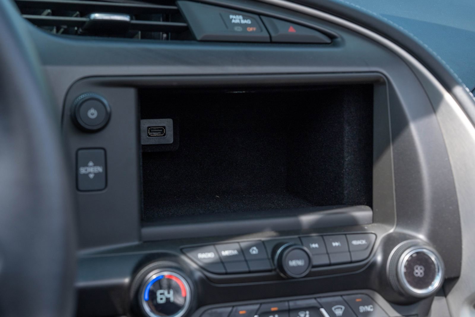 Used 2016 Chevrolet Corvette Z06 w/ 3LZ Preferred Equipment Group image 26