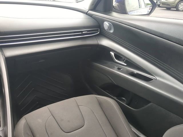 Used 2024 Hyundai Elantra SEL FWD image 15