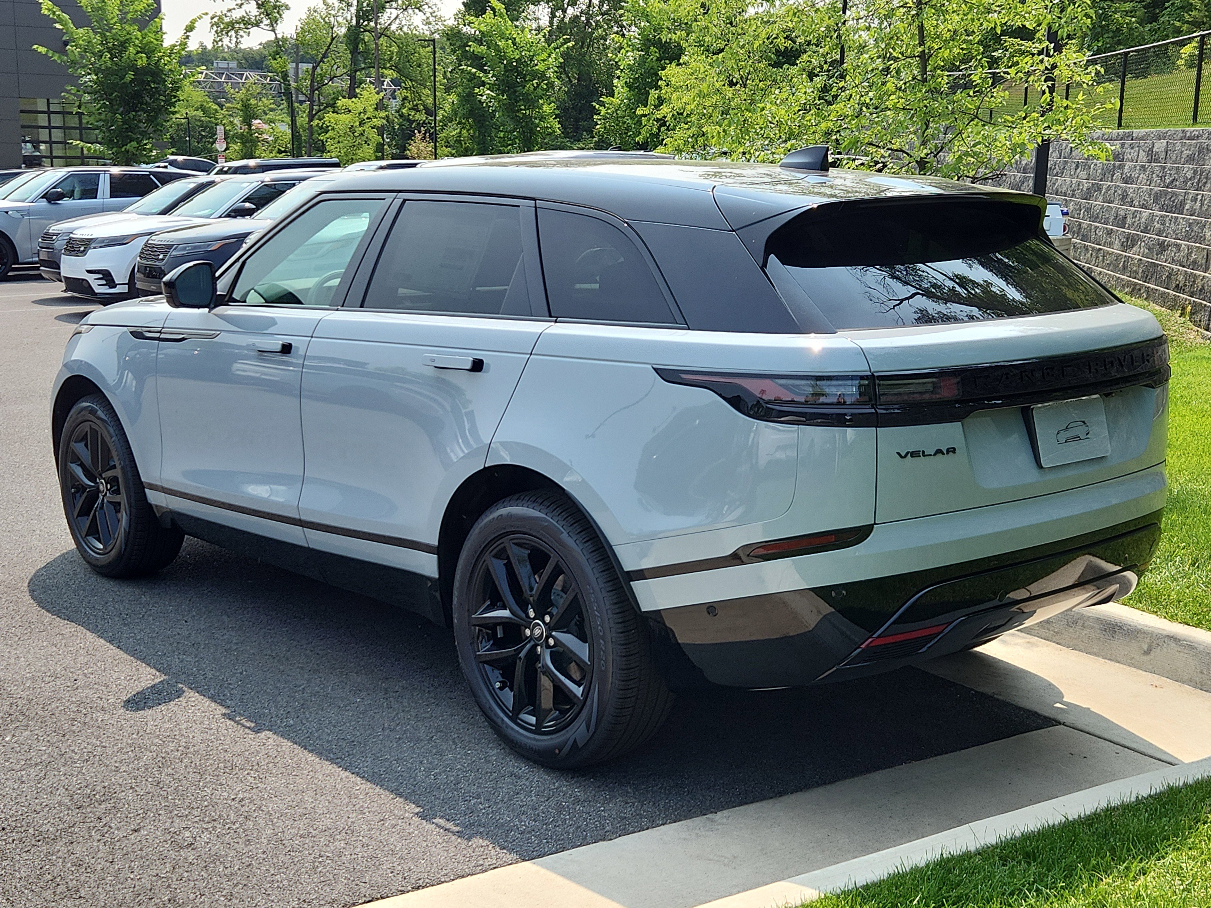 Used 2026 Land Rover Range Rover Velar Dynamic SE image 12