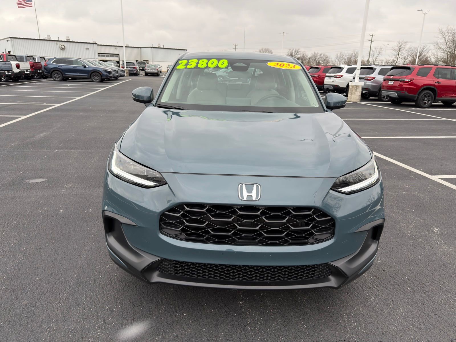 Used 2023 Honda HR-V LX image 9