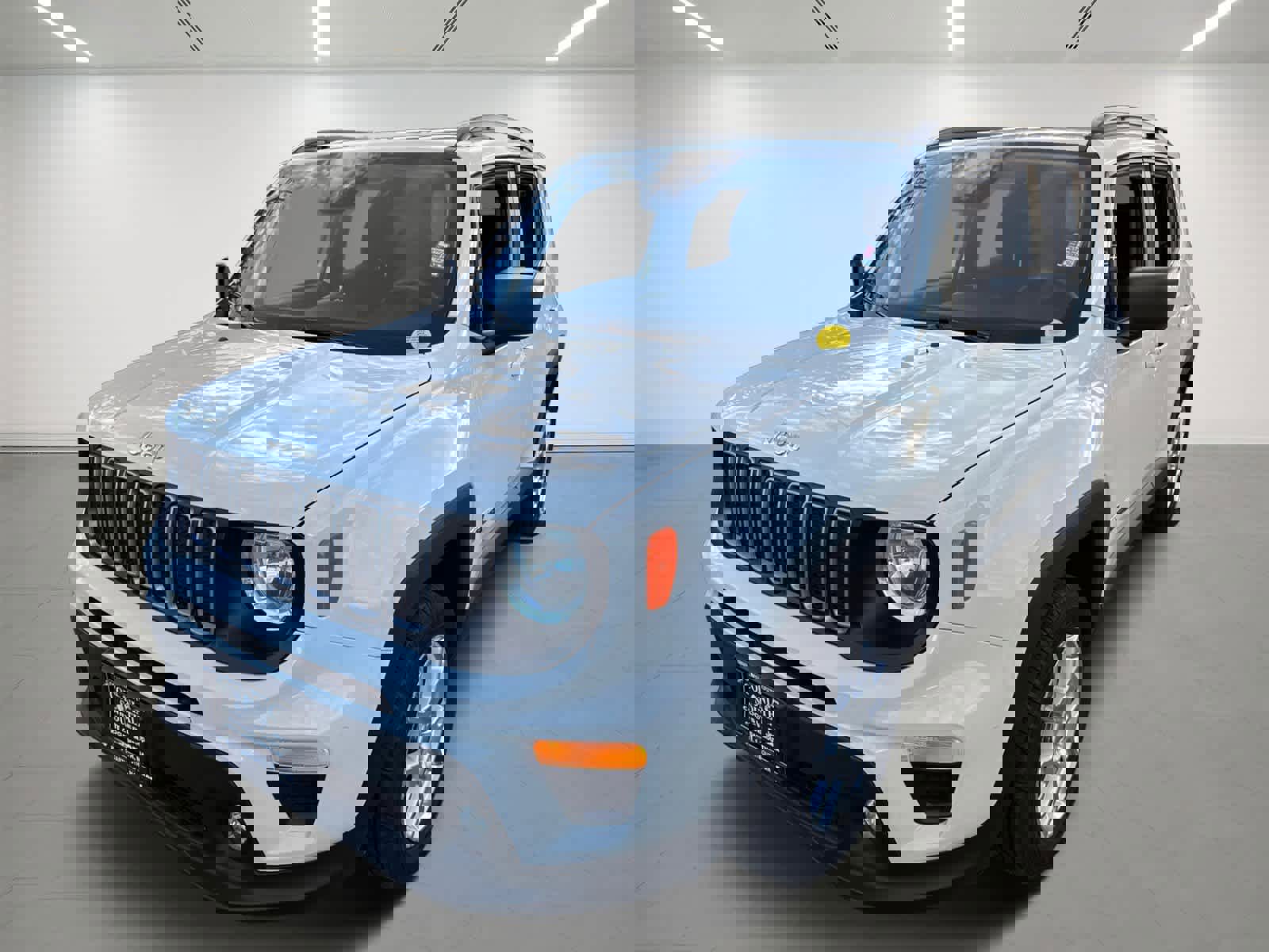 Used 2022 Jeep Renegade Latitude w/ Convenience Group video 2