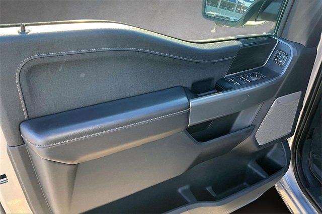 Used 2025 Ford F150 Lariat w/ FX4 Off-Road Package image 14