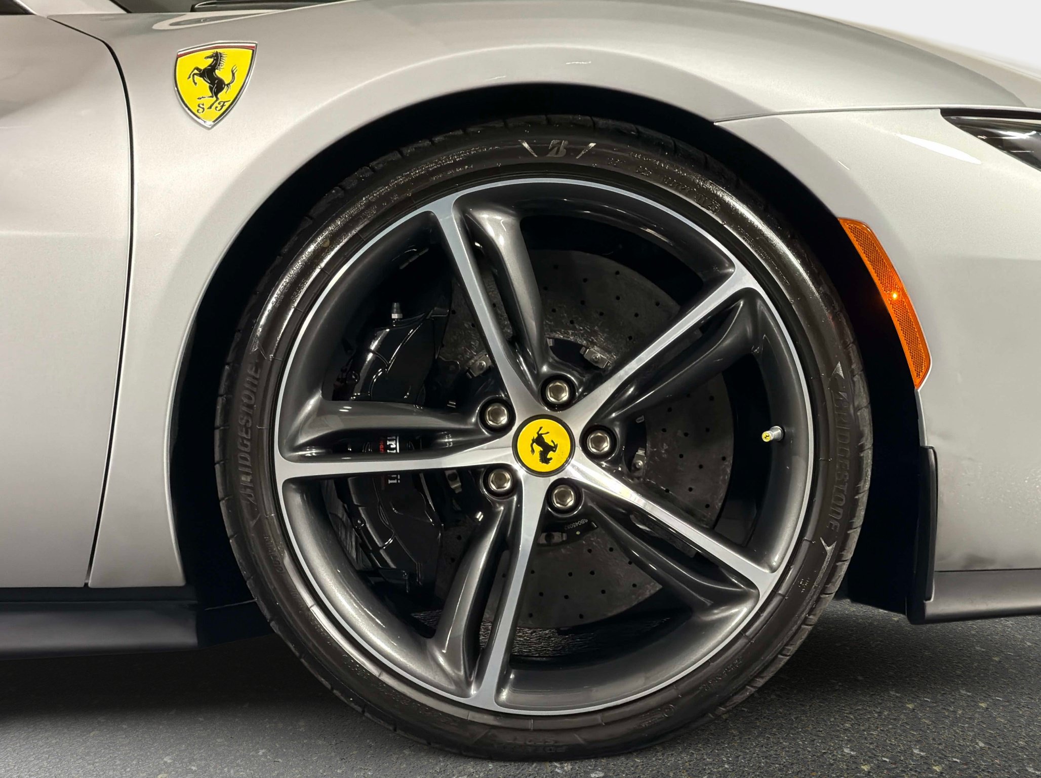 Used 2025 Ferrari 296 GTS RWD image 3