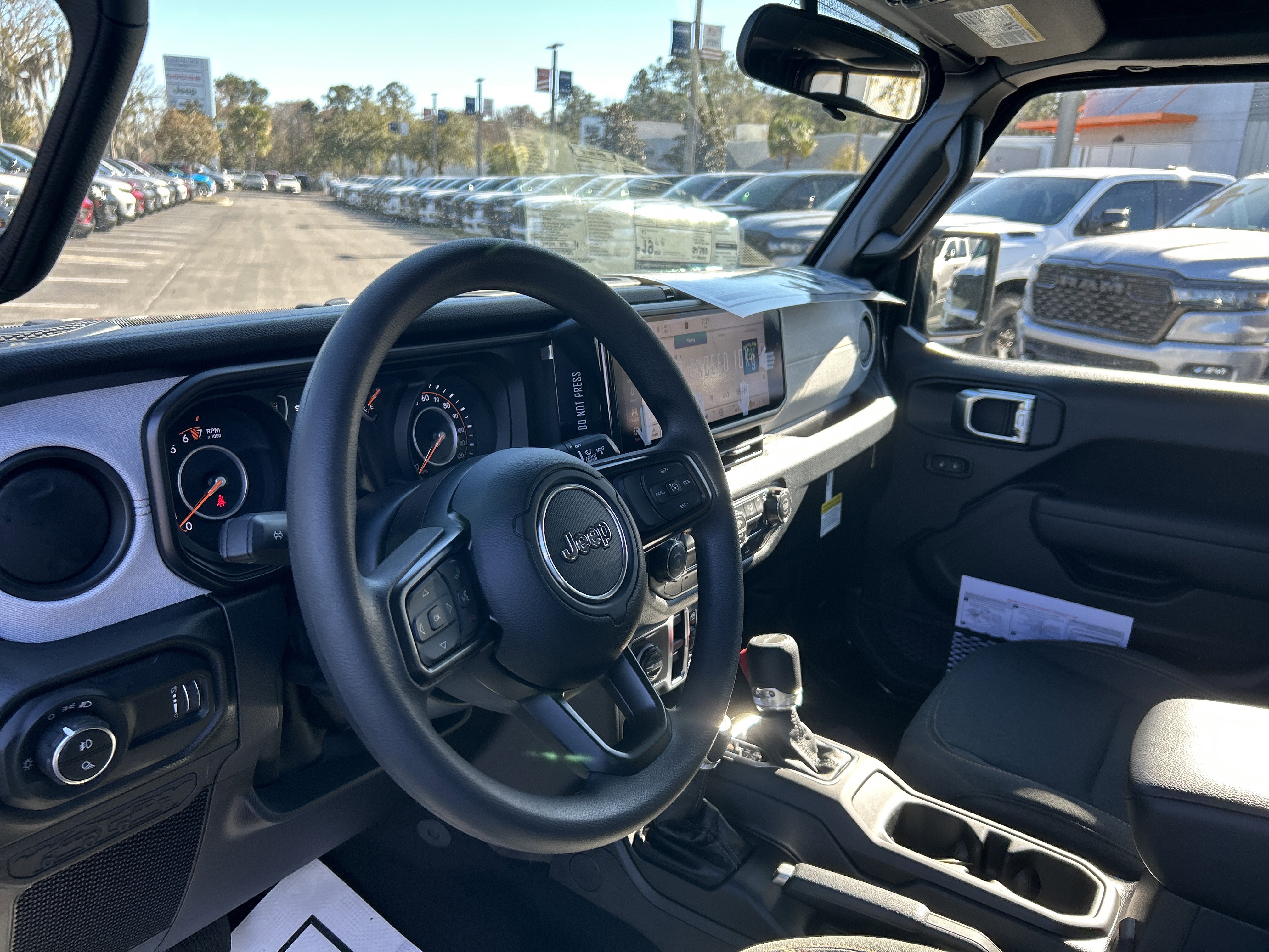 New 2026 Jeep Gladiator Sport image 15