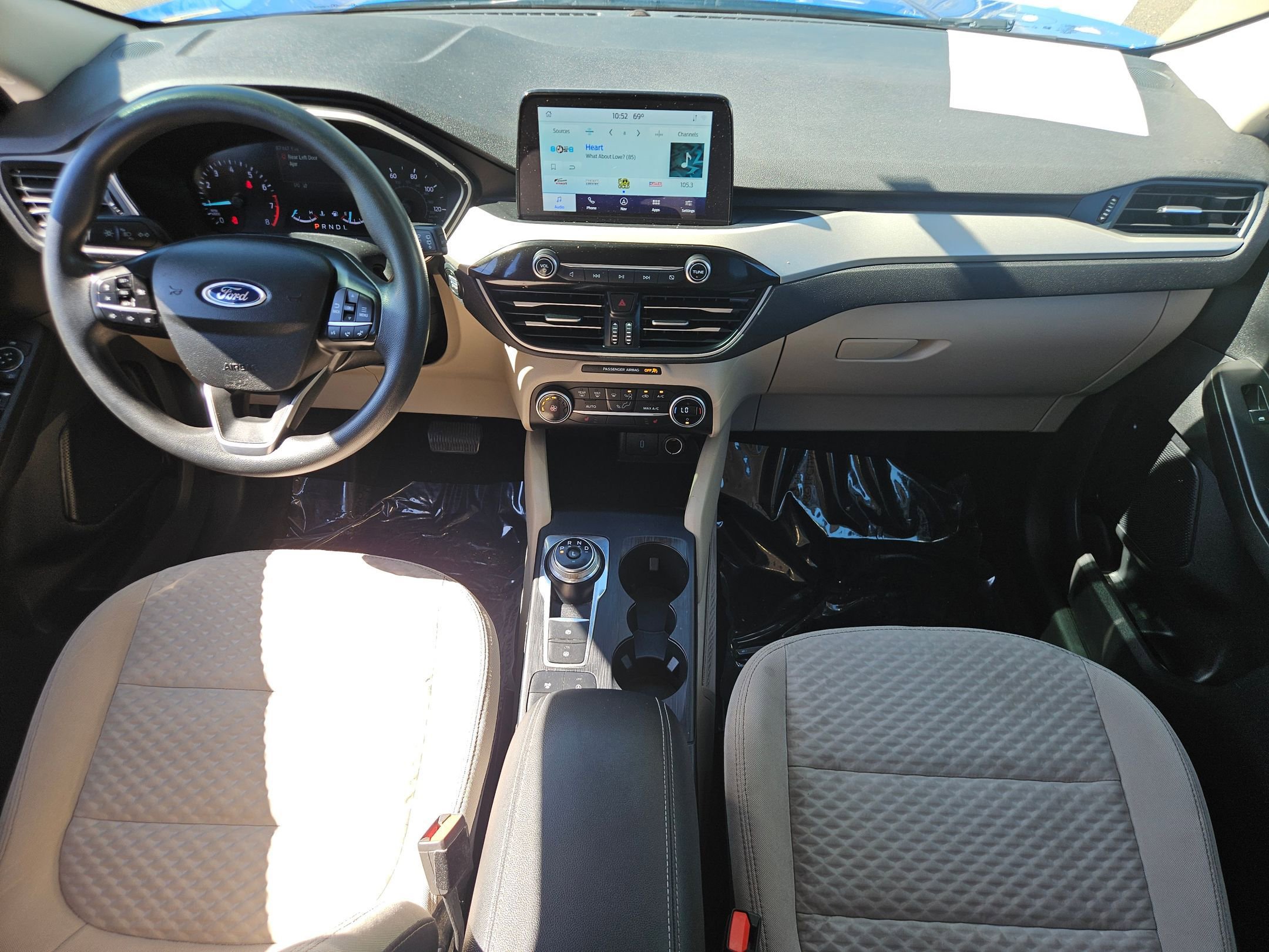 Used 2020 Ford Escape SE image 23