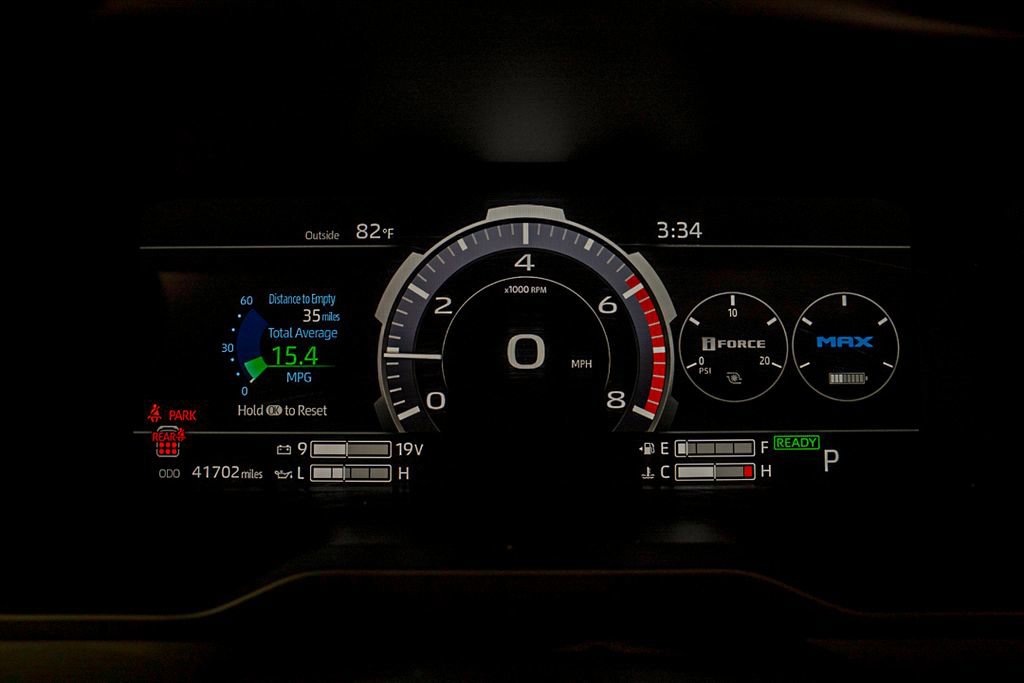 Used 2023 Toyota Sequoia SR5 w/ SR5 Premium Package AWD/4WD image 22