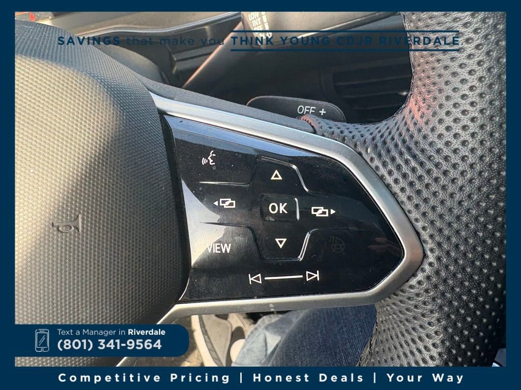 Used 2022 Volkswagen Jetta GLI Autobahn image 16