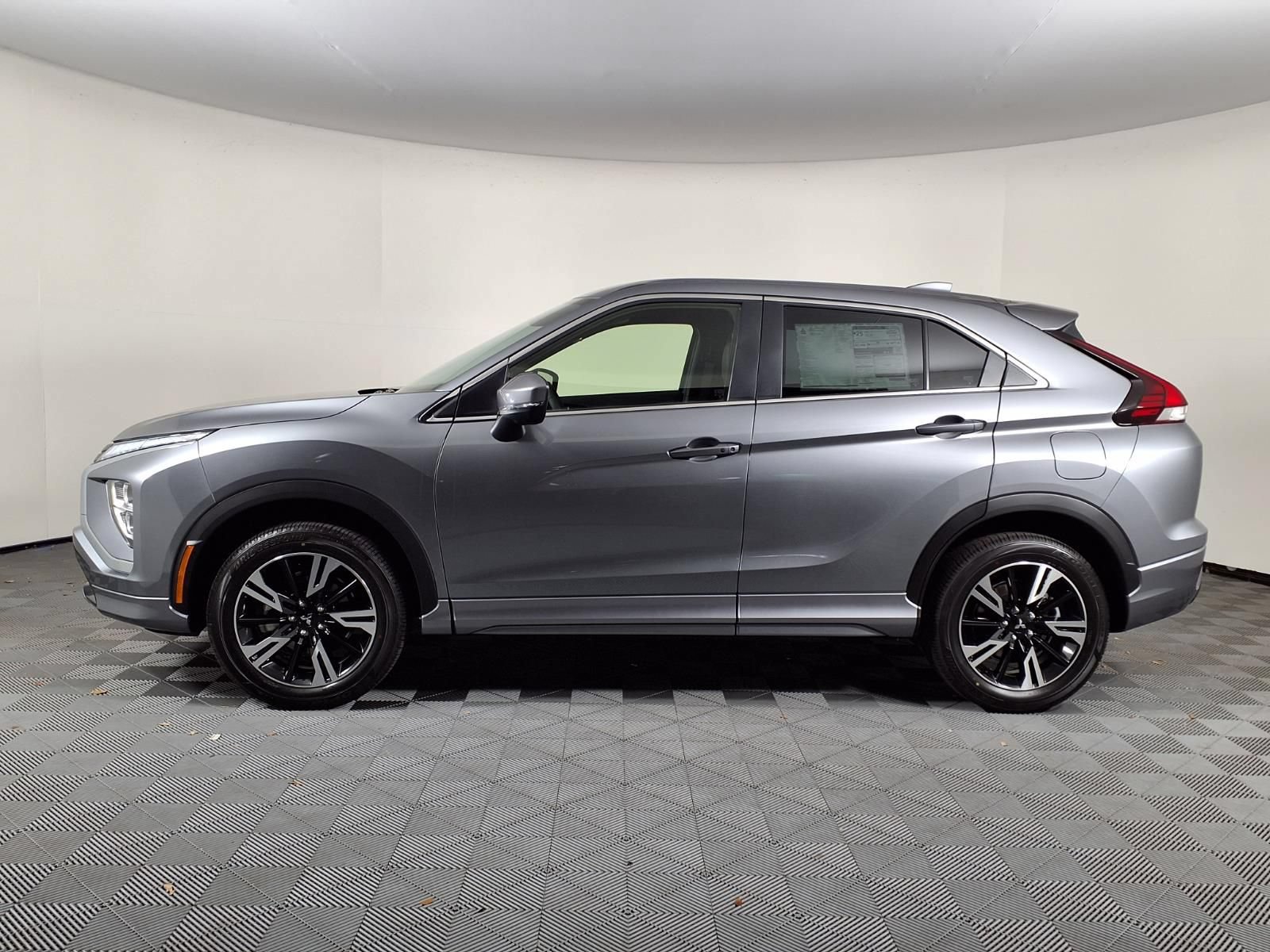 New 2026 Mitsubishi Eclipse Cross SEL AWD/4WD image 4