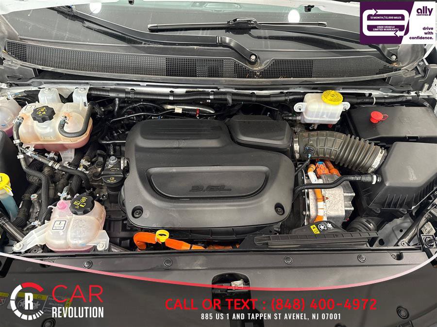 Used 2024 Chrysler Pacifica Limited FWD image 39