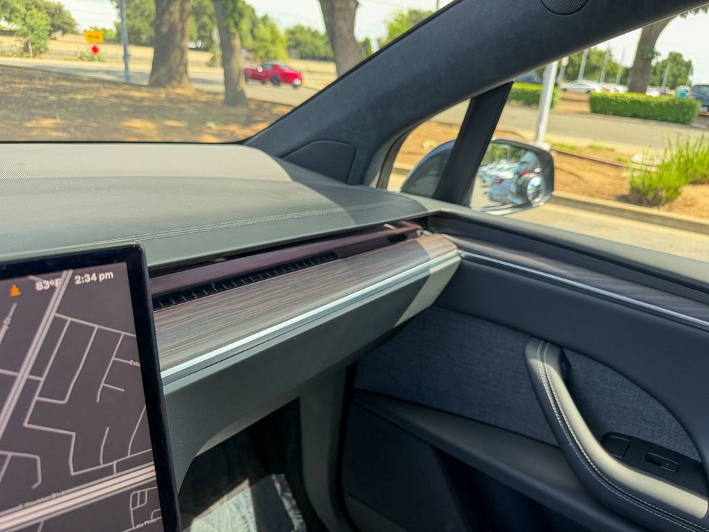 Used 2024 Tesla Model X AWD/4WD image 18