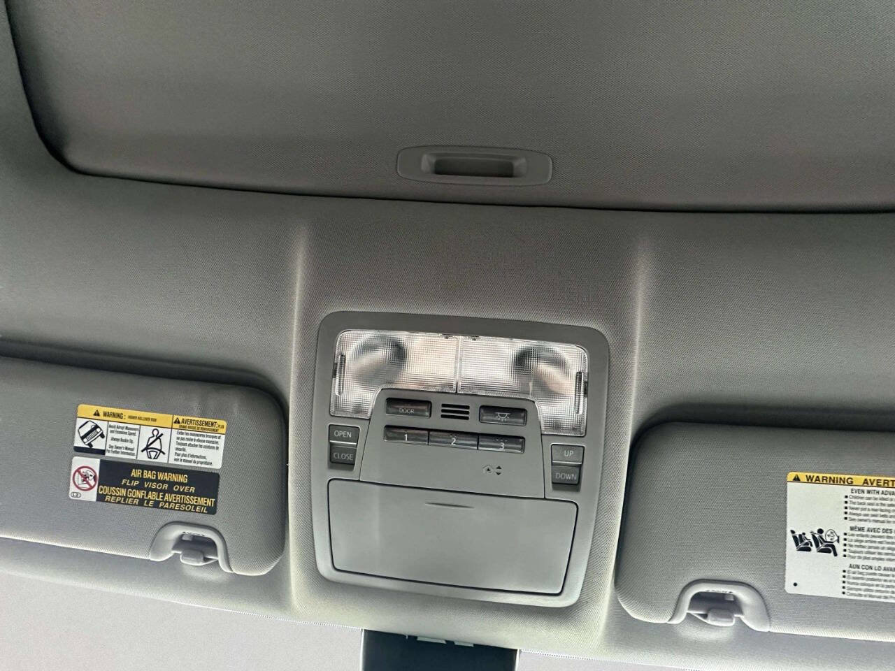 Used 2017 Toyota Highlander XLE image 26