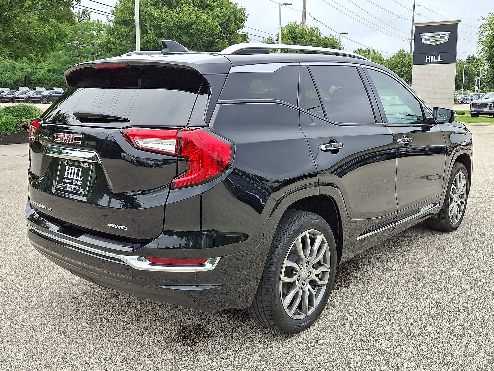 Certified 2023 GMC Terrain Denali w/ Denali Premium Package AWD/4WD image 25