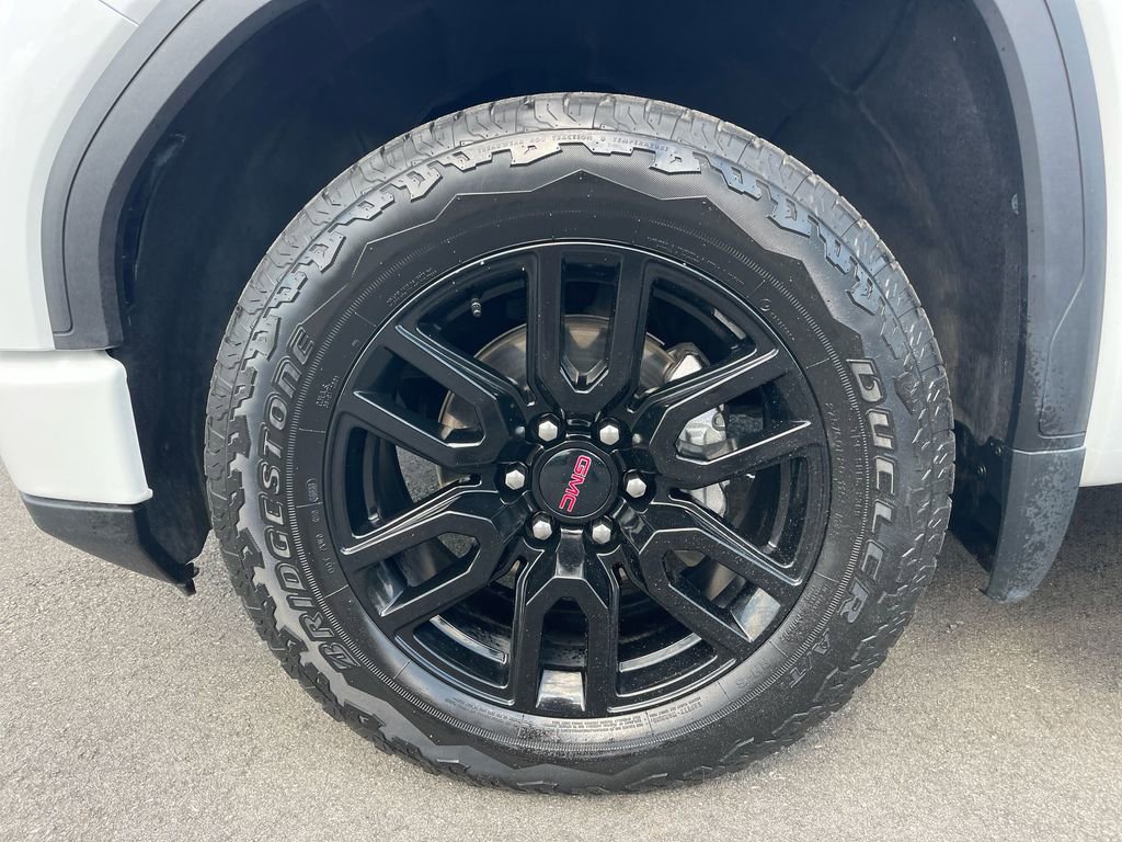 Used 2023 GMC Sierra 1500 Elevation image 32