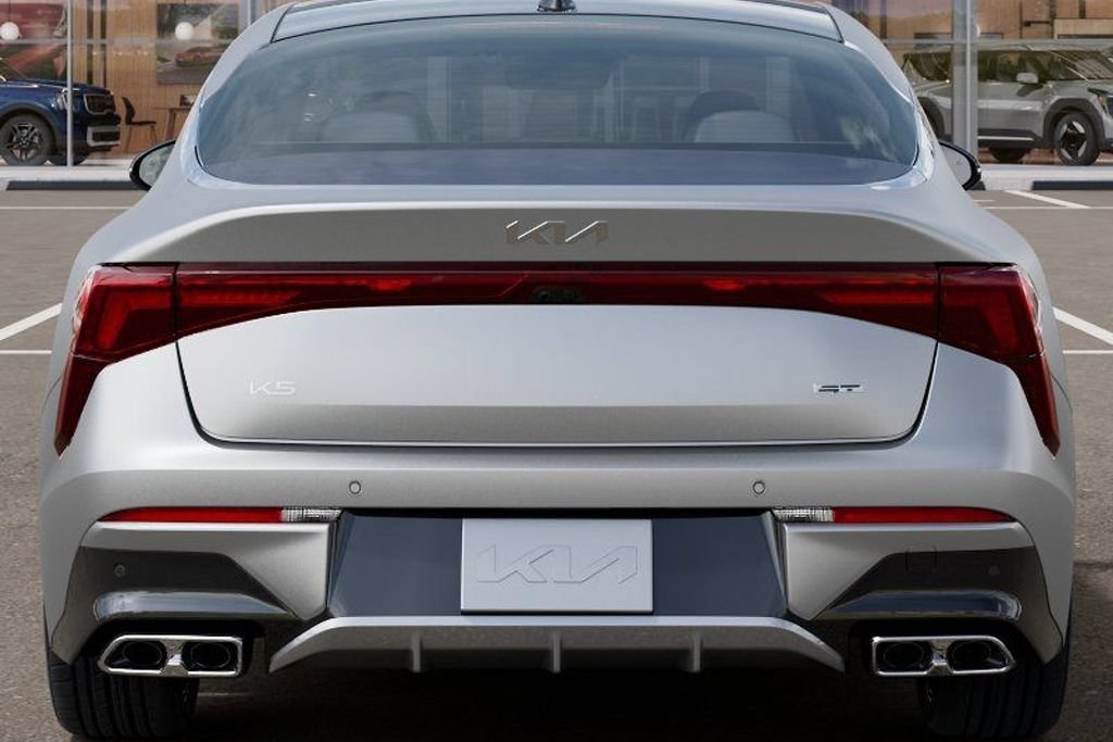 New 2026 Kia K5 GT FWD image 16
