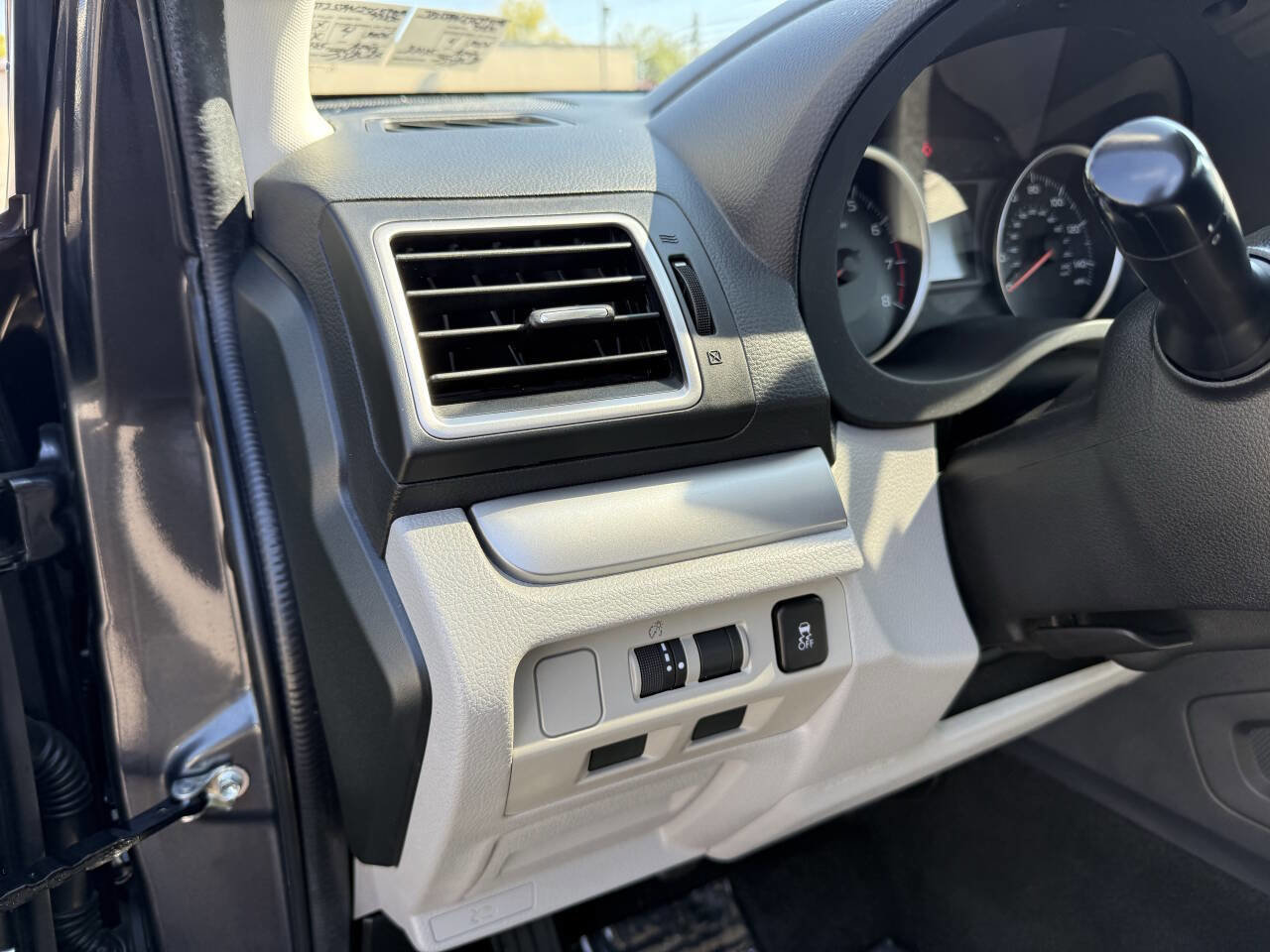Used 2018 Subaru Forester 2.5i image 10