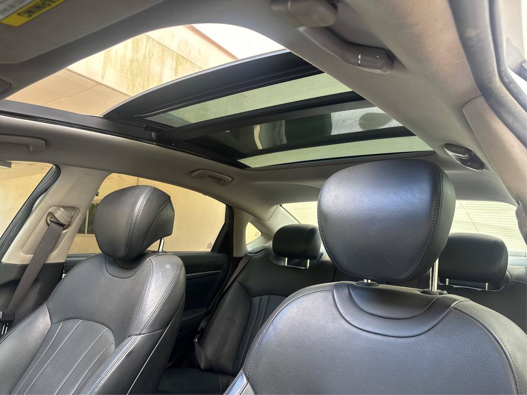 Used 2018 Genesis G80 3.8 w/ Option Group 02 RWD image 11