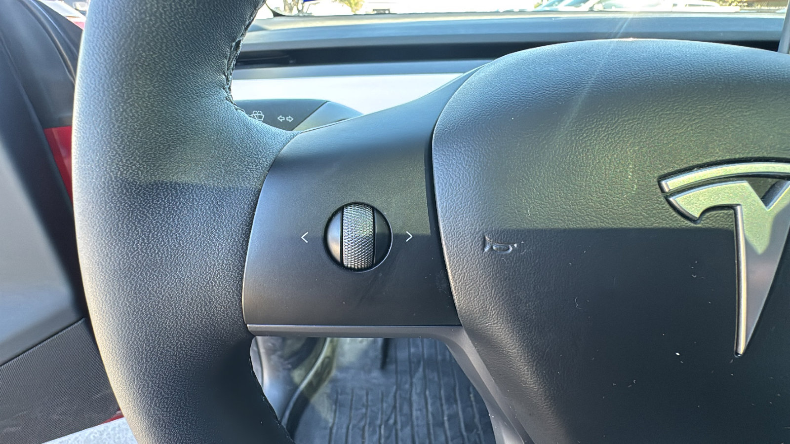 Used 2024 Tesla Model Y Performance image 20