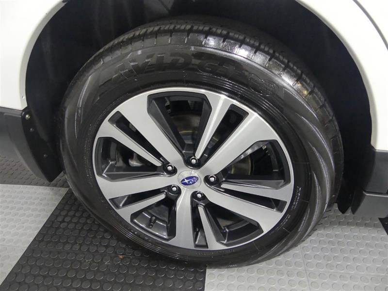 Used 2019 Subaru Outback 2.5i Limited w/ Popular Package #2 image 16