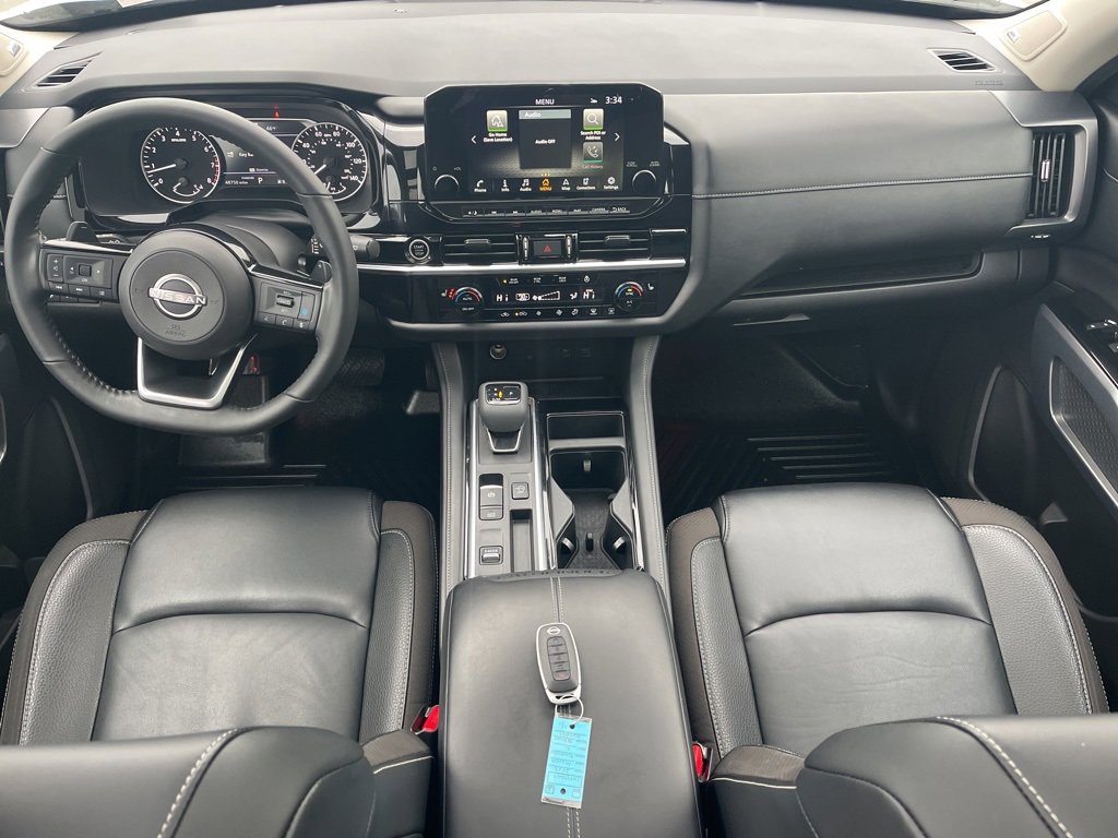 Used 2023 Nissan Pathfinder SL w/ SL Premium Package image 18