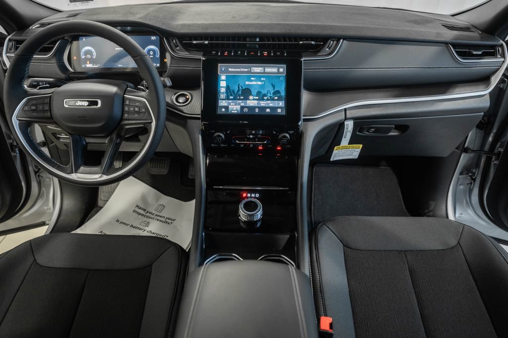New 2026 Jeep Grand Cherokee Laredo X AWD/4WD image 19