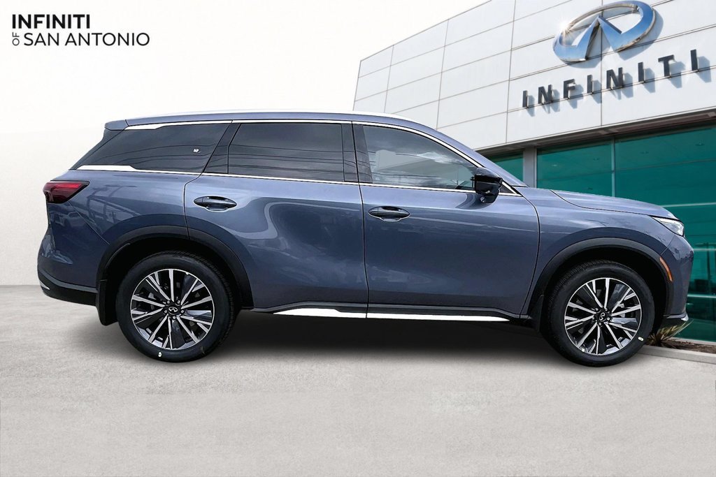 Certified 2026 INFINITI QX60 Luxe w/ Family Package FWD image 6