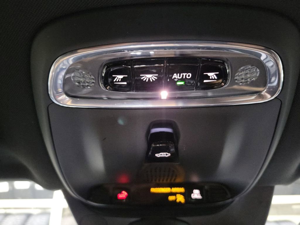 Used 2020 Volvo XC90 T8 Inscription image 21