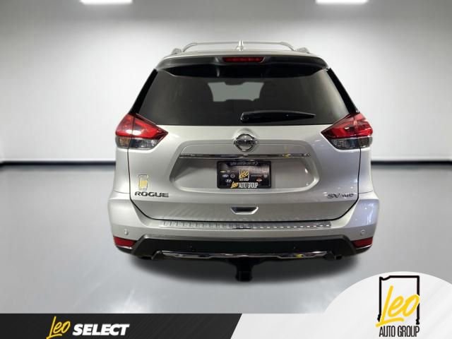 Used 2020 Nissan Rogue SV w/ Sun & Sound Touring Package AWD/4WD image 7