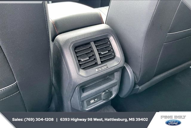 Used 2024 Volkswagen Tiguan Wolfsburg Edition image 24
