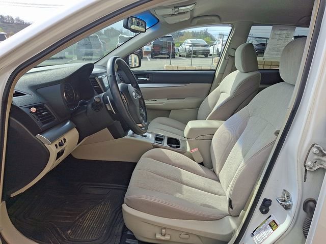 Used 2014 Subaru Outback 2.5i Premium AWD/4WD image 13