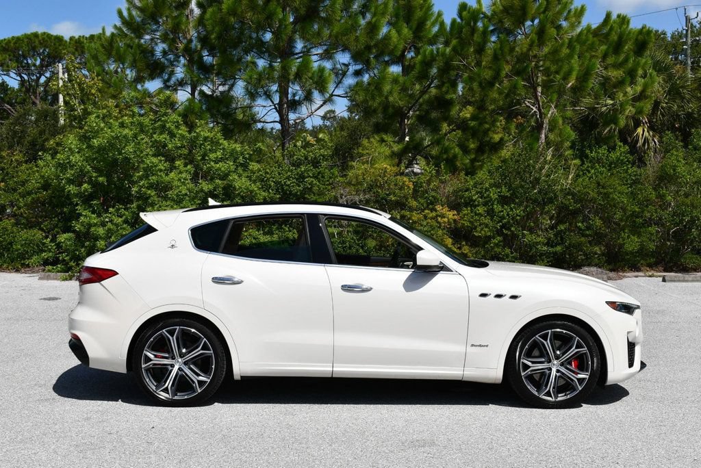 Used 2019 Maserati Levante S GranSport AWD/4WD image 33
