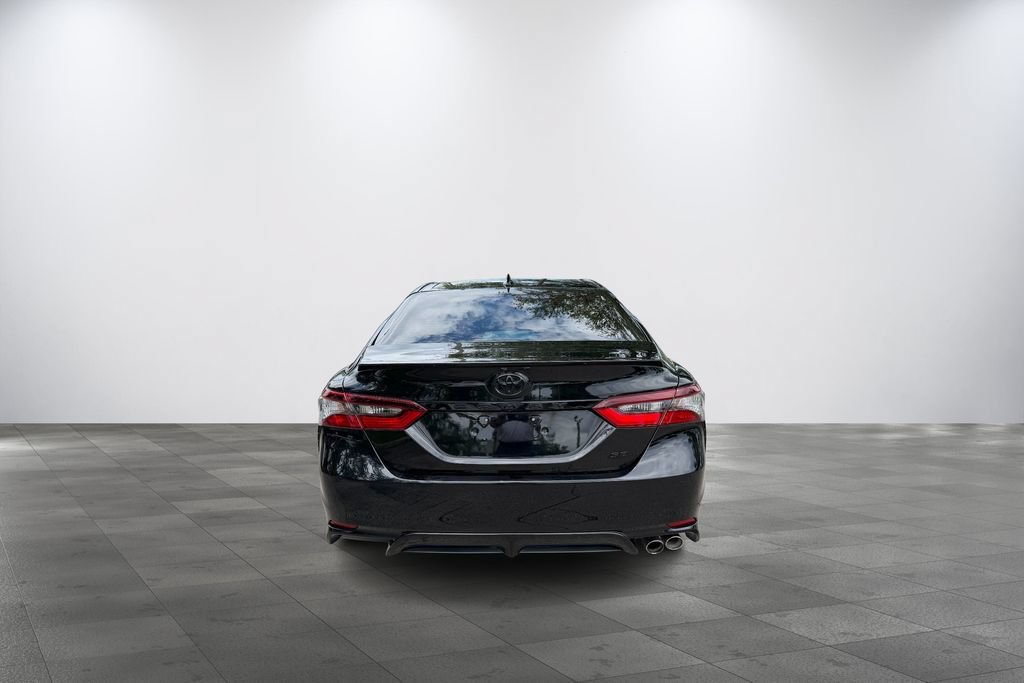 Used 2023 Toyota Camry SE w/ Convenience Package FWD image 5