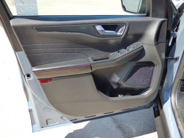 Used 2024 Ford Escape ST-Line w/ Tech Pack #1 FWD image 23