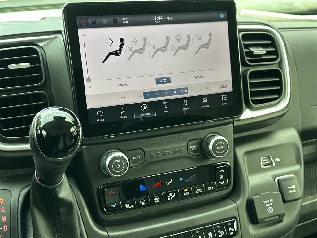 New 2026 RAM ProMaster 3500 w/ Quick Order Package 22G SLT image 20