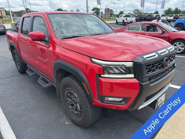 Used 2025 Nissan Frontier PRO-4X AWD/4WD image 3