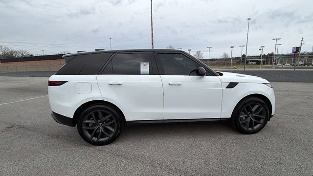 Used 2025 Land Rover Range Rover Sport SE image 6