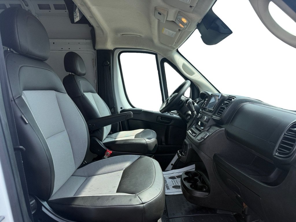 Used 2025 RAM ProMaster 2500 w/ Convenience Group FWD image 12