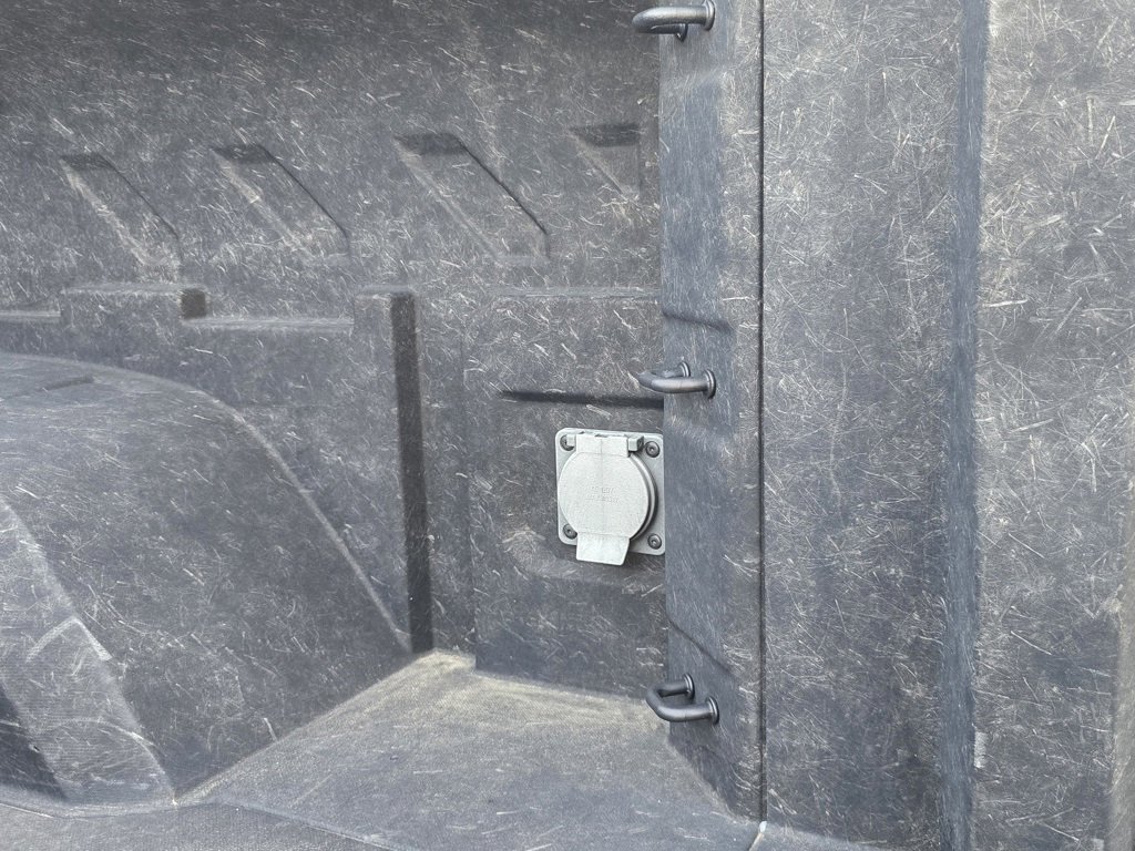 Used 2024 GMC Sierra 1500 Denali Ultimate image 10