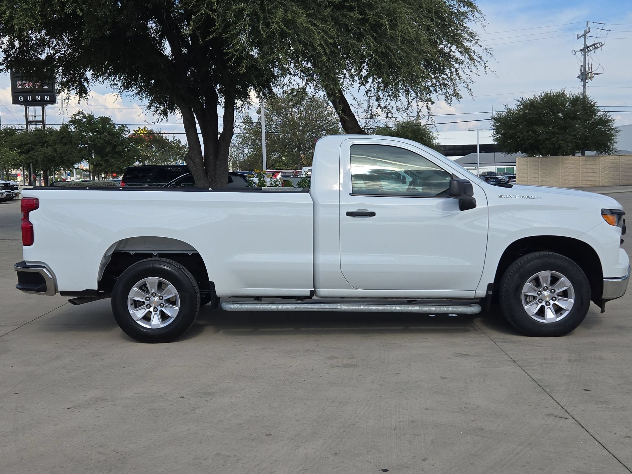 Used 2025 Chevrolet Silverado 1500 W/T RWD image 2